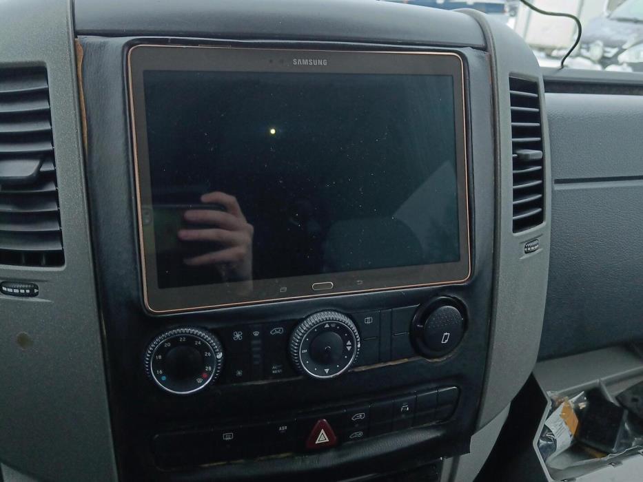 VOLKSWAGEN Crafter 2008