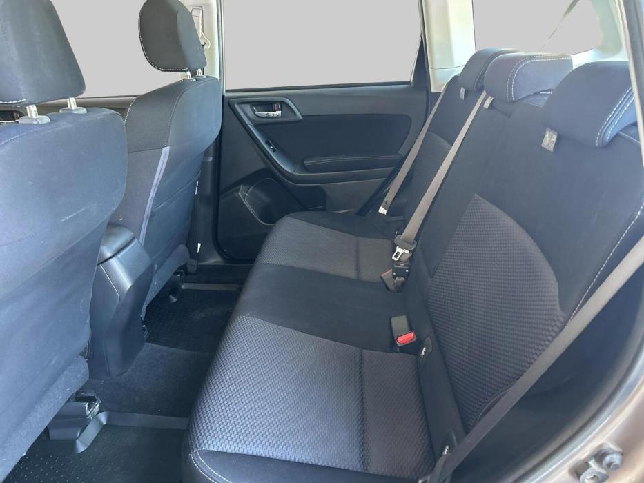 SUBARU Forester 2015