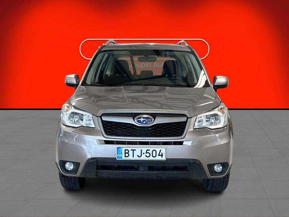 SUBARU Forester 2015