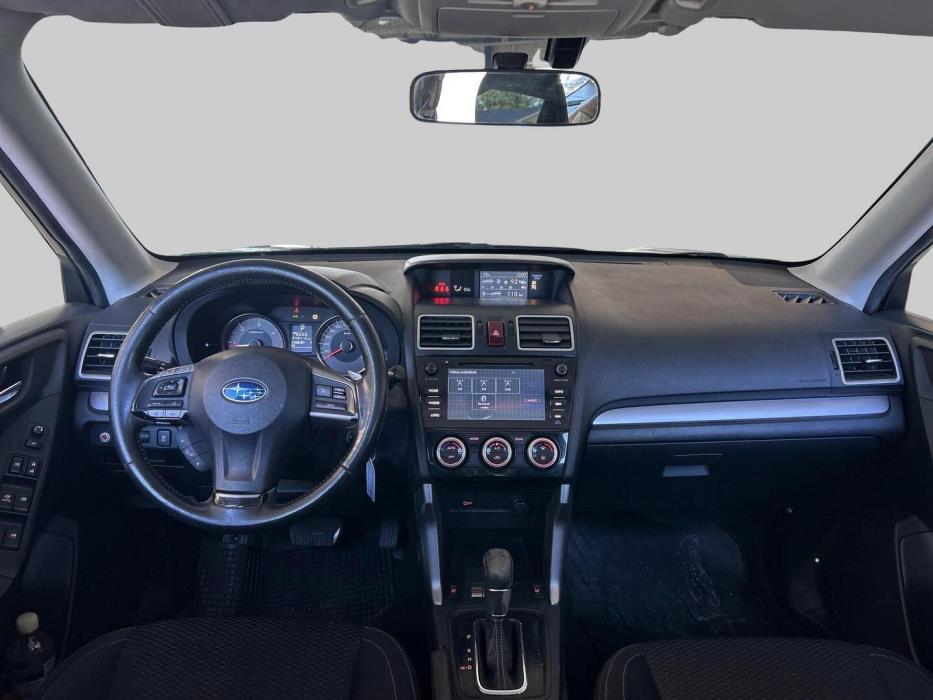 SUBARU Forester 2015