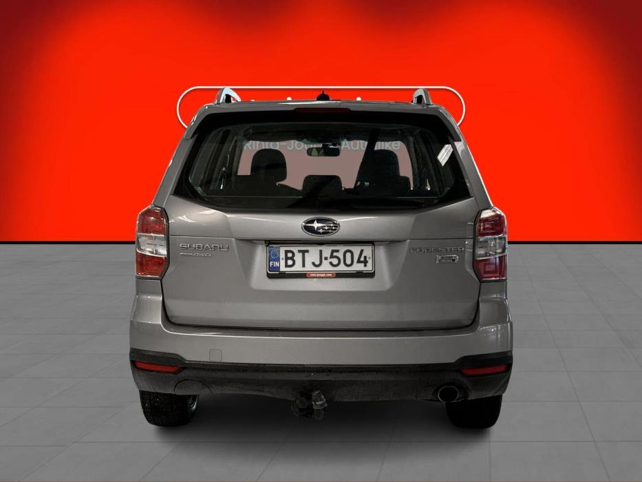 SUBARU Forester 2015