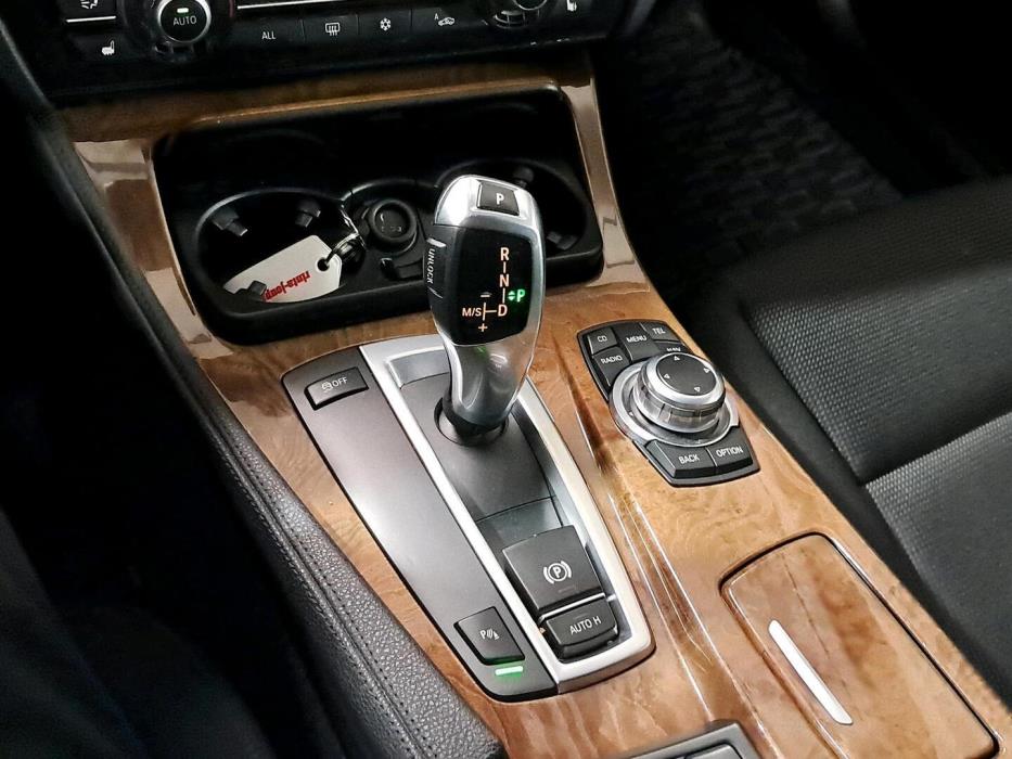 BMW 523 2010