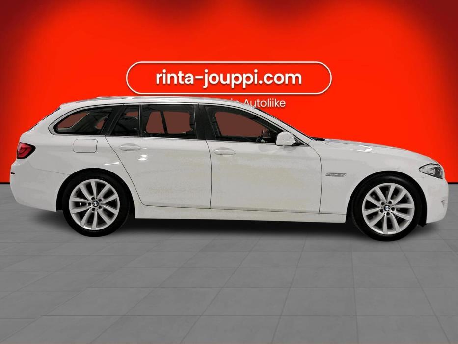 BMW 523 2010