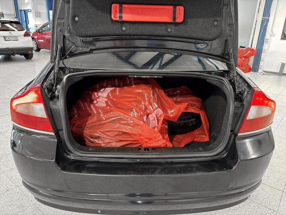 VOLVO S80 2006