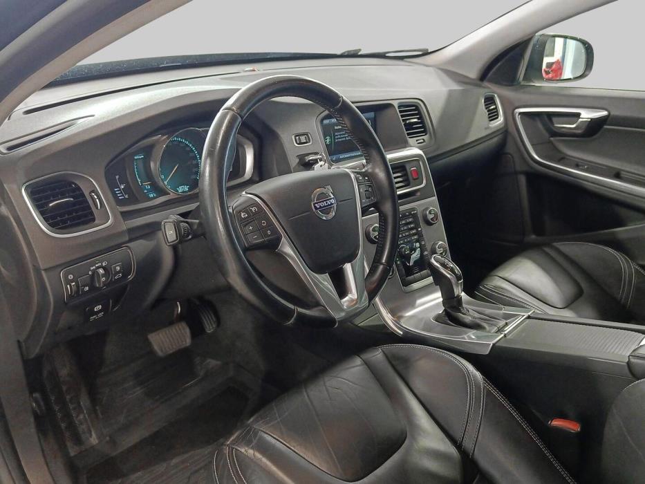 VOLVO V60 2013