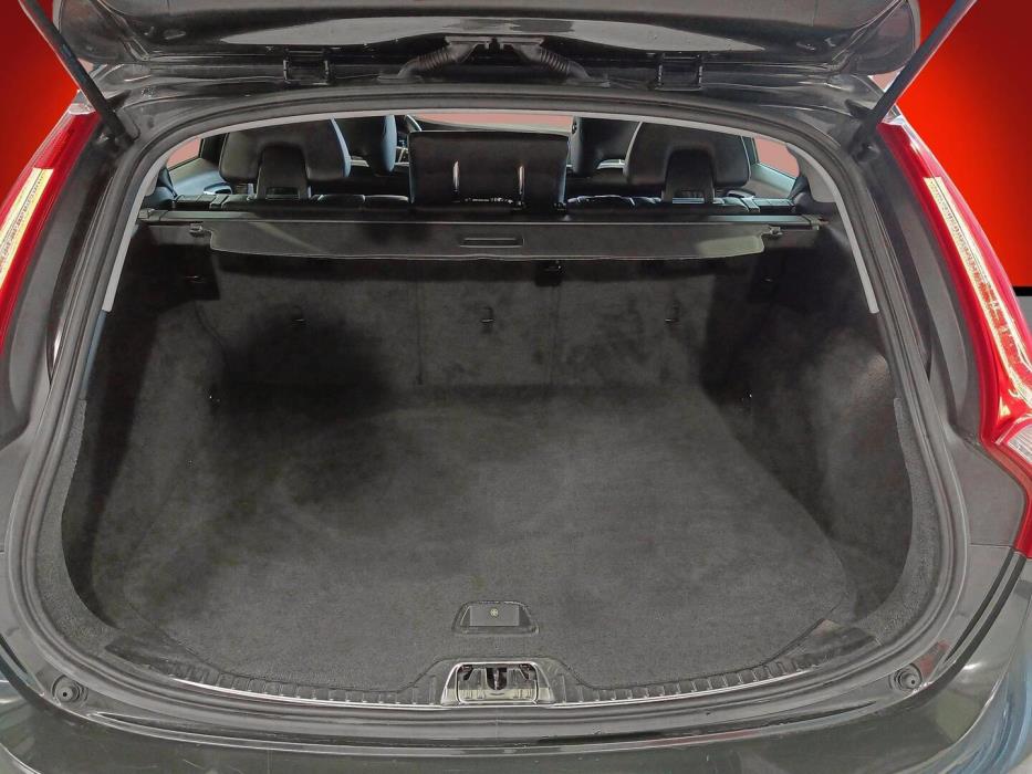 VOLVO V60 2013