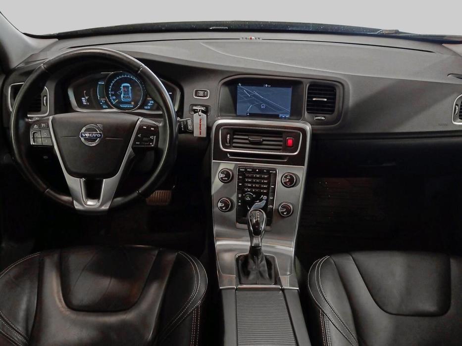 VOLVO V60 2013