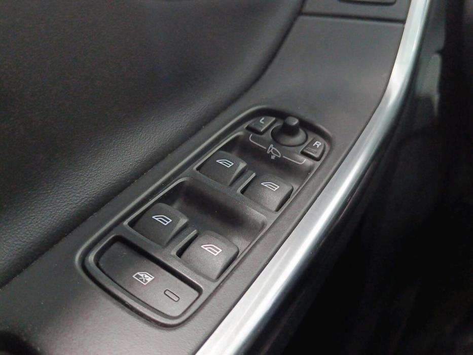 VOLVO V60 2013