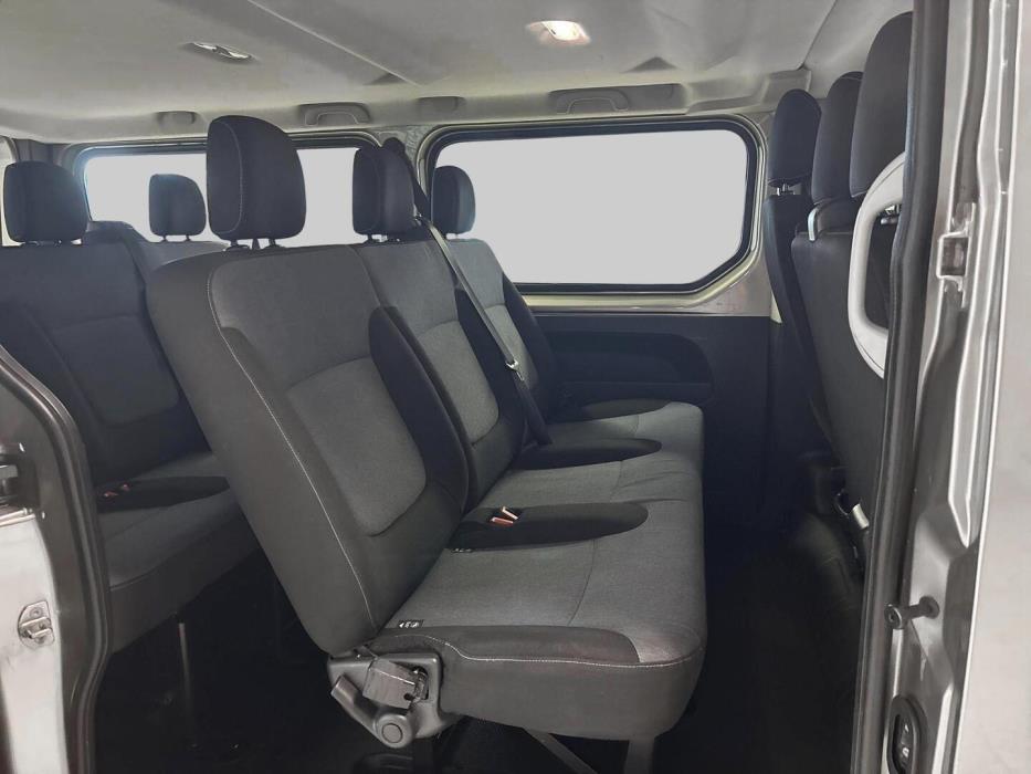 OPEL Vivaro 2015