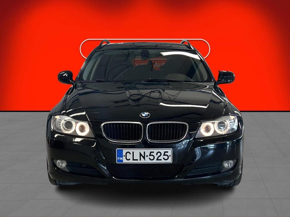 BMW 320 2009