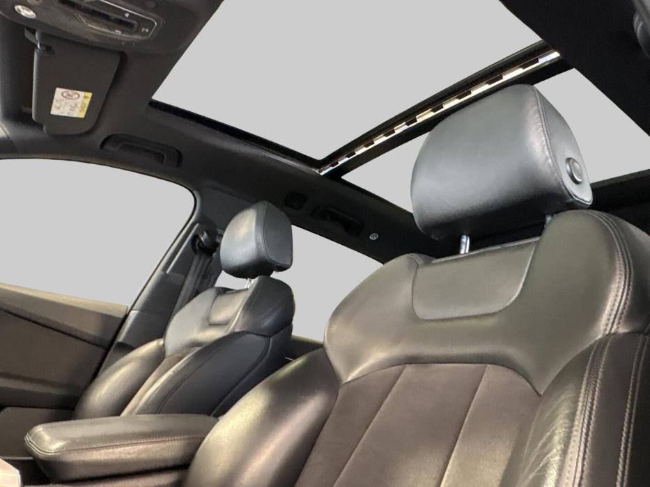 AUDI Q7 2015