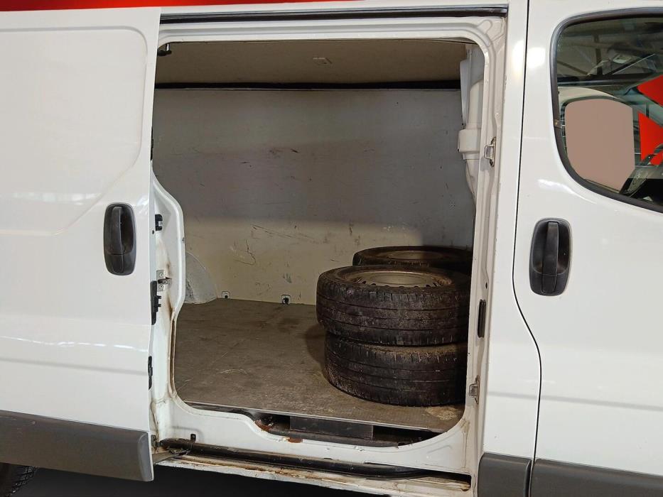 NISSAN Primastar 2010