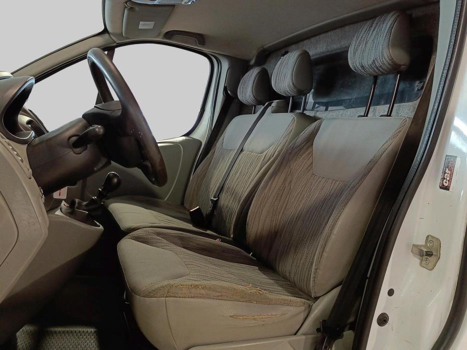 NISSAN Primastar 2010