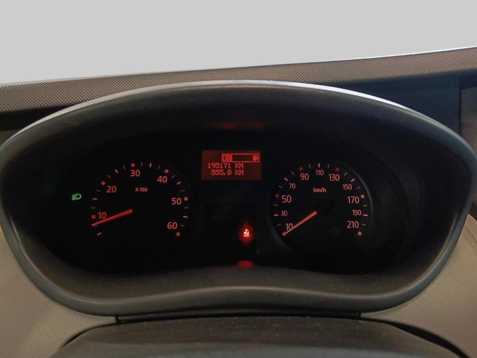 NISSAN Primastar 2010