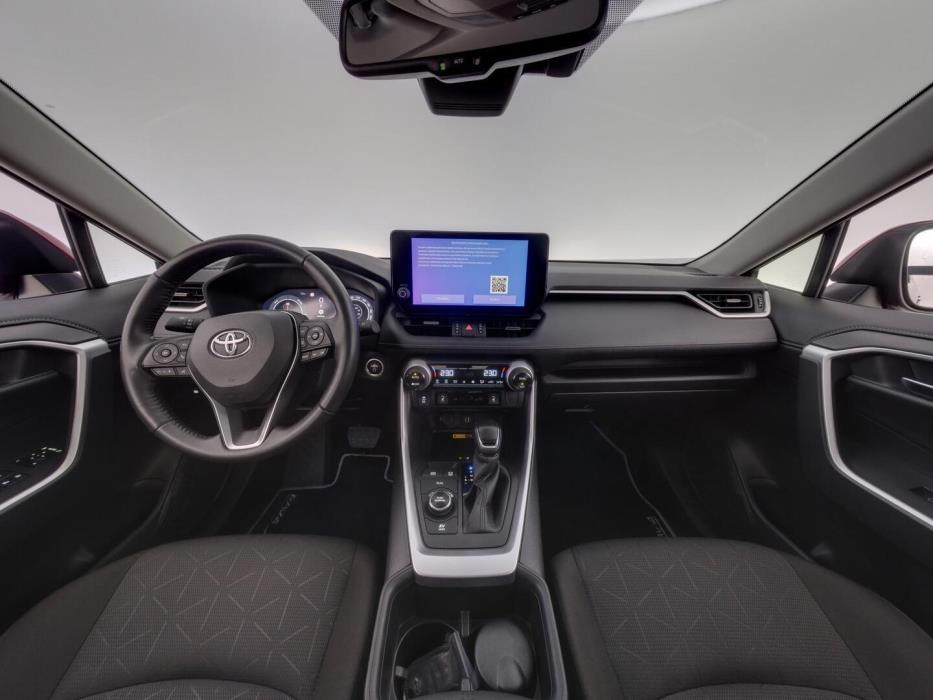 TOYOTA RAV4 2025