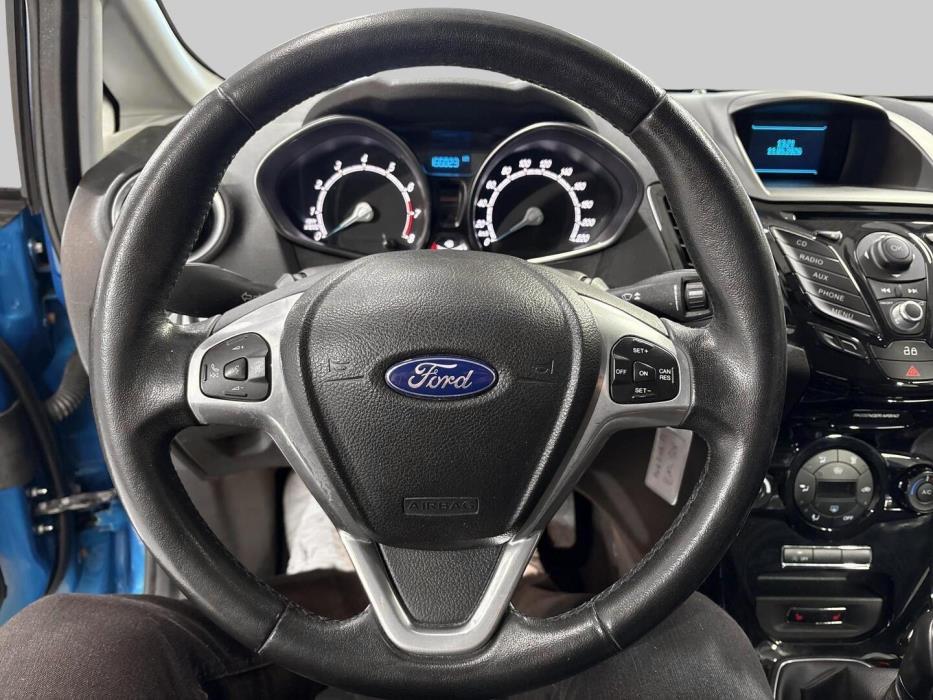 FORD Fiesta 2013