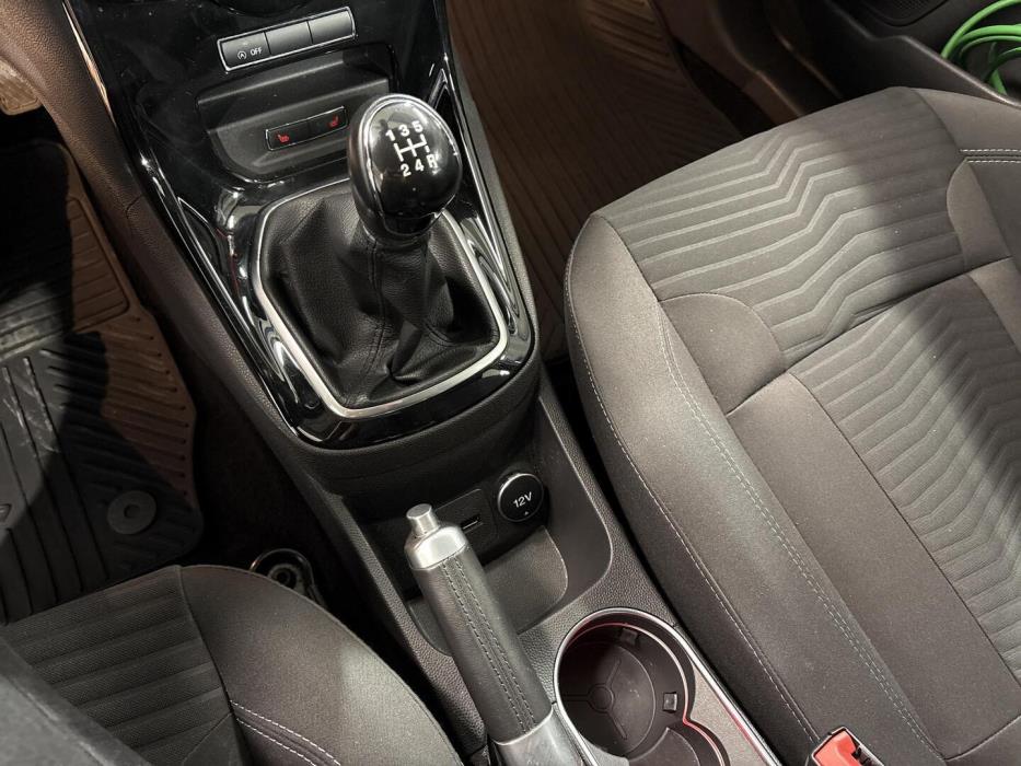 FORD Fiesta 2013