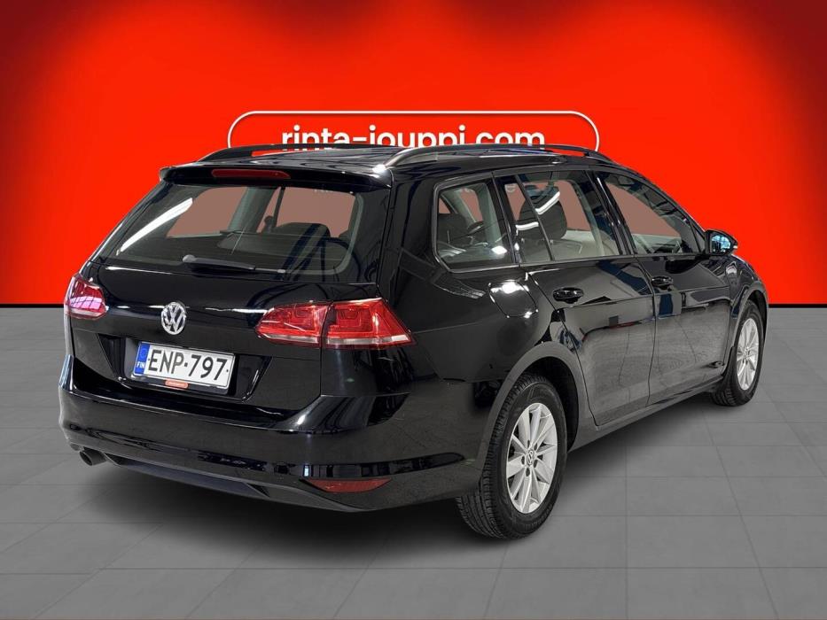VOLKSWAGEN Golf 2015