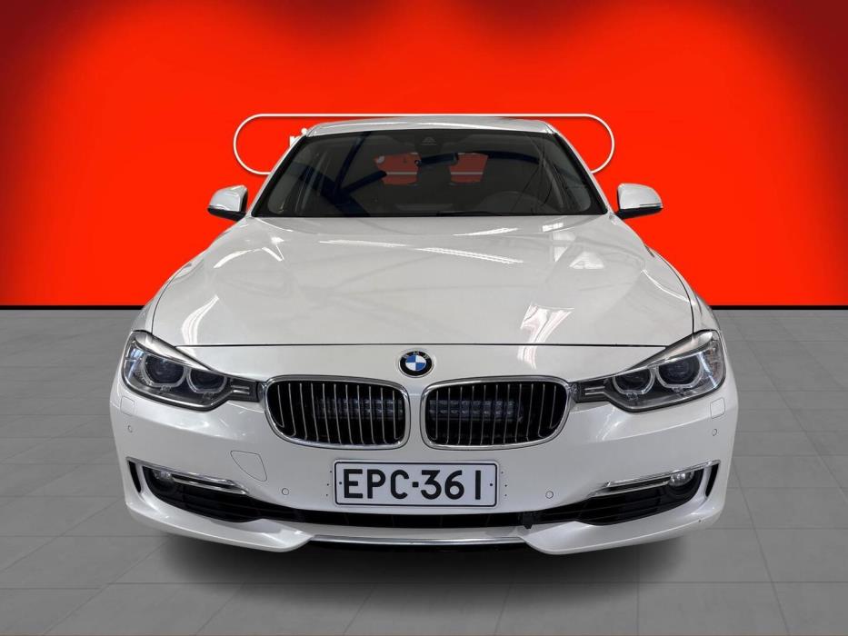 BMW 325 2015