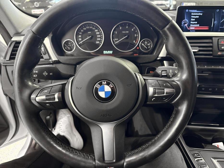 BMW 325 2015