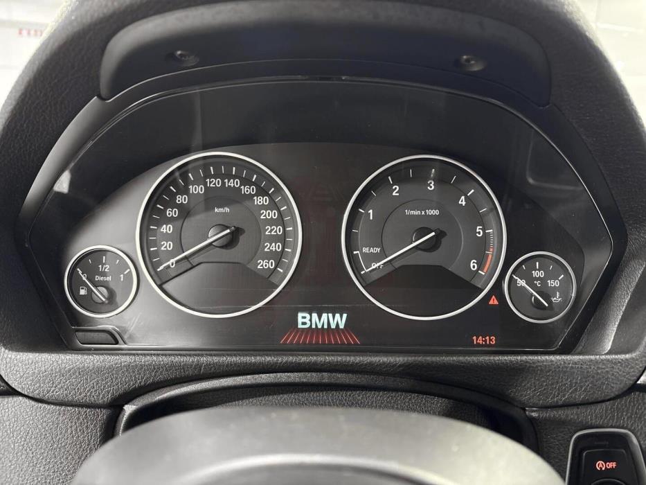 BMW 325 2015