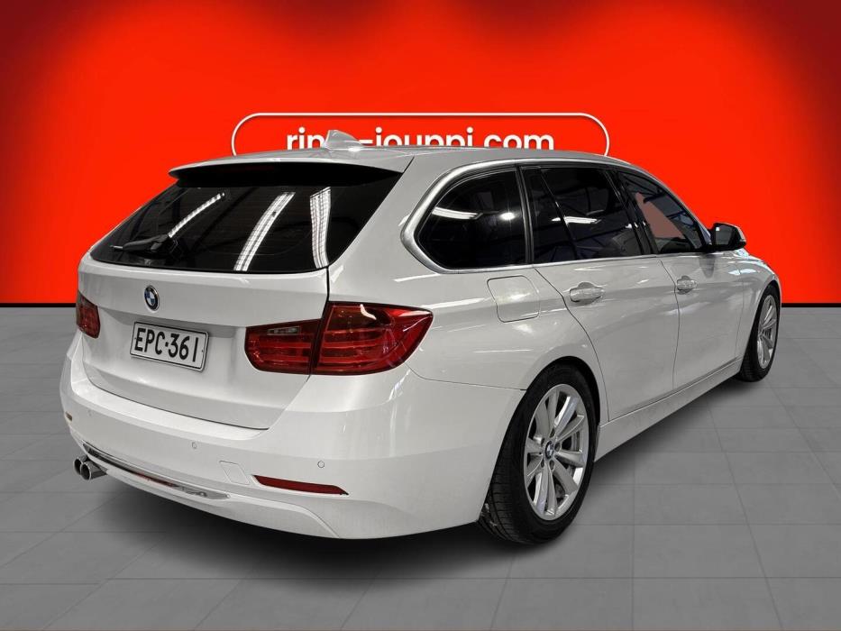 BMW 325 2015