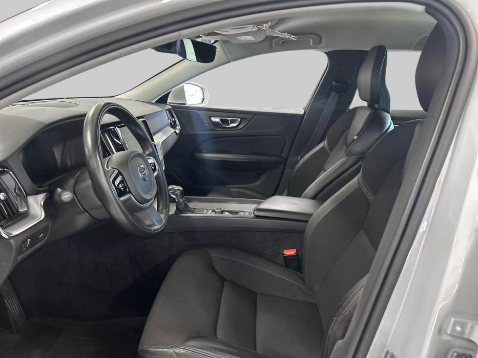 VOLVO V60 2018