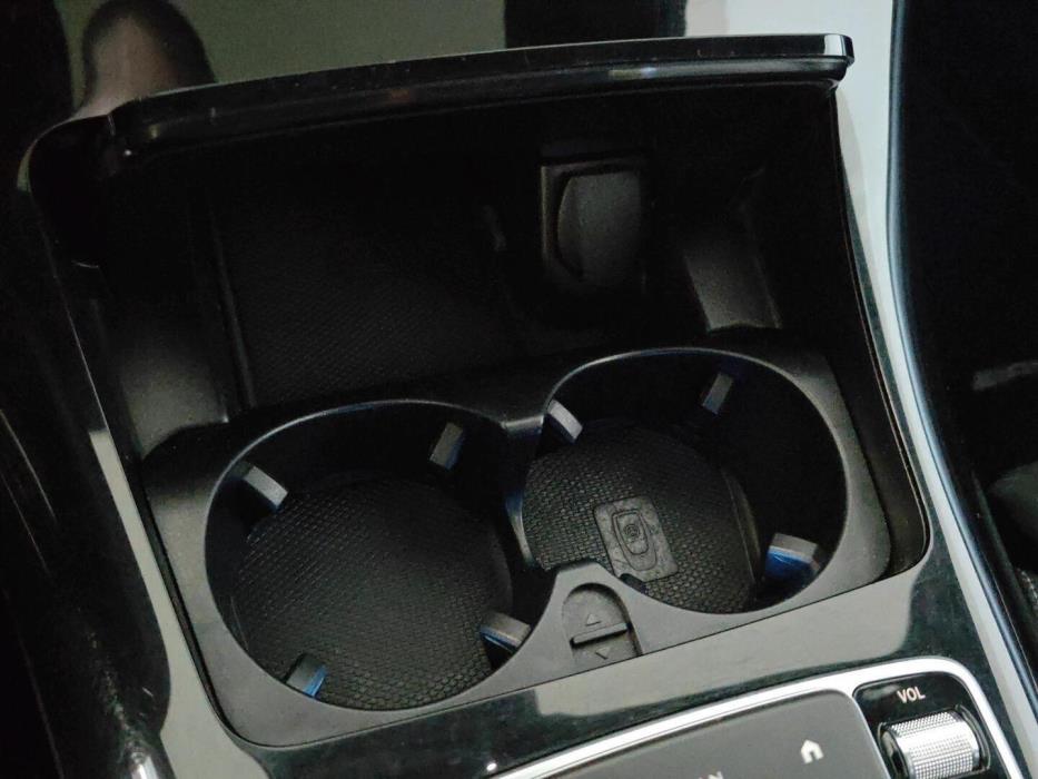 MERCEDES-BENZ EQC 2020