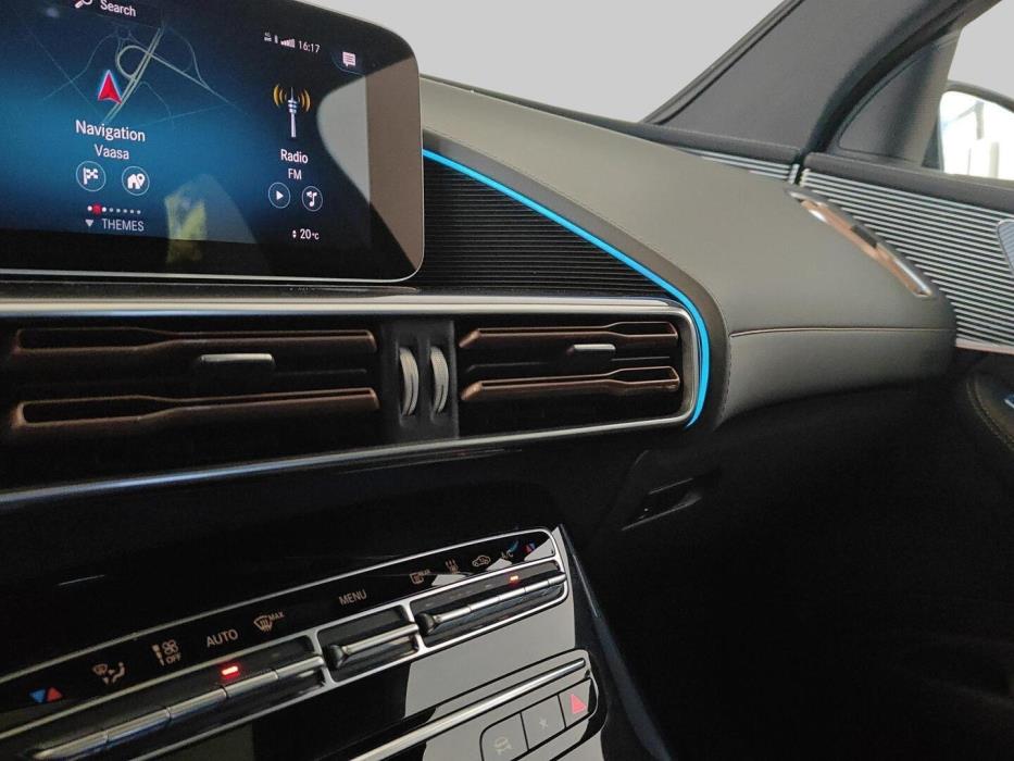 MERCEDES-BENZ EQC 2020
