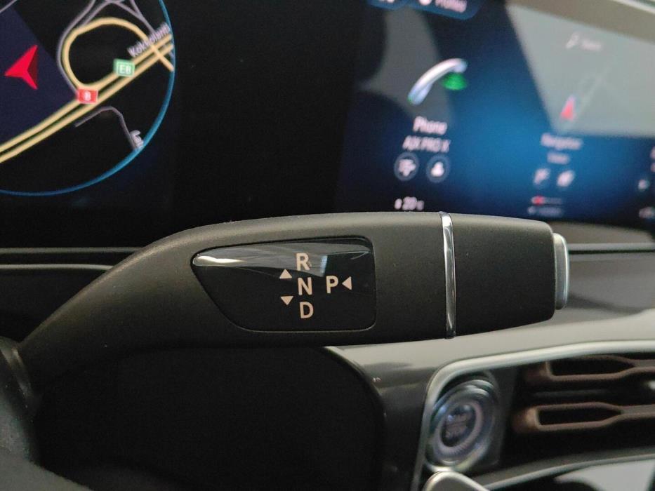 MERCEDES-BENZ EQC 2020