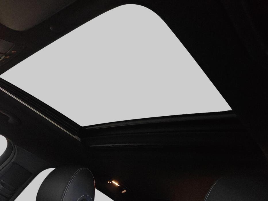 MERCEDES-BENZ EQC 2020