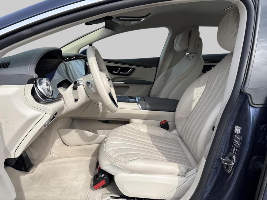 MERCEDES-BENZ EQS 2022