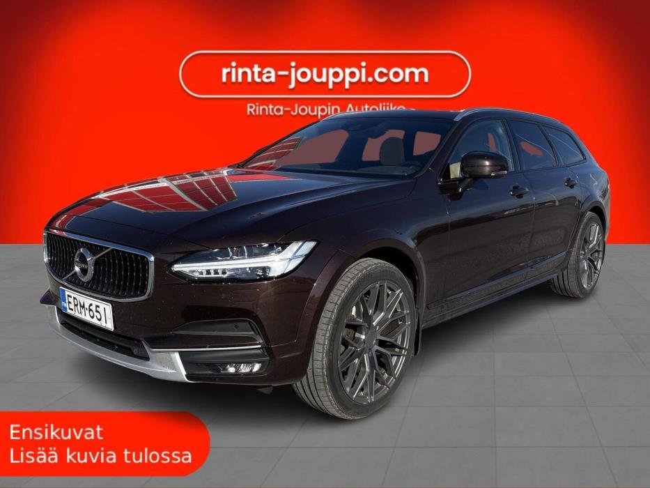 VOLVO V90 Cross Country 2021