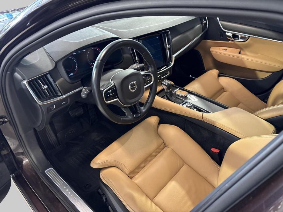 VOLVO V90 Cross Country 2021
