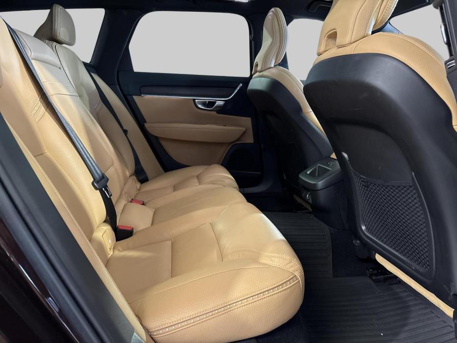 VOLVO V90 Cross Country 2021