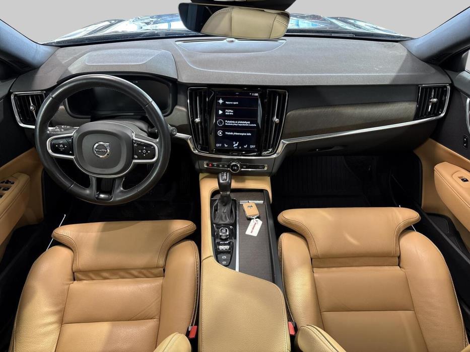 VOLVO V90 Cross Country 2021