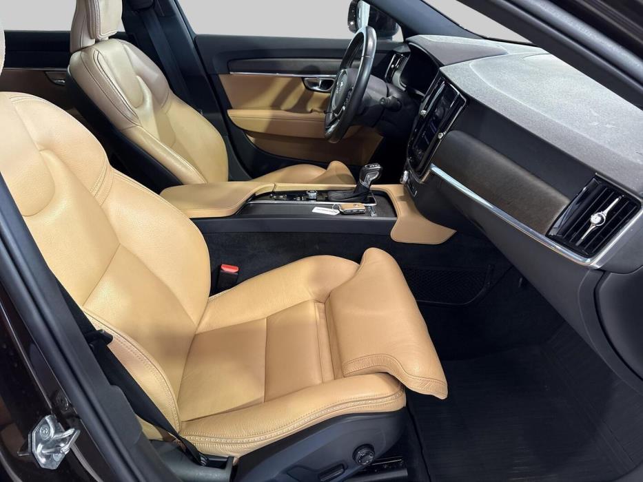 VOLVO V90 Cross Country 2021