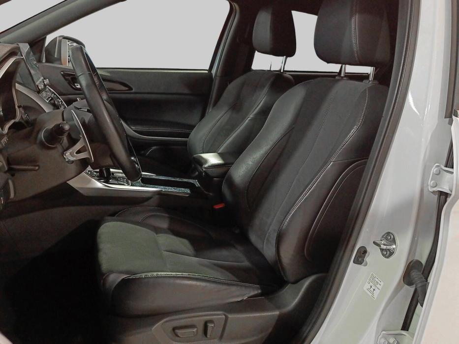 MITSUBISHI Eclipse Cross 2022