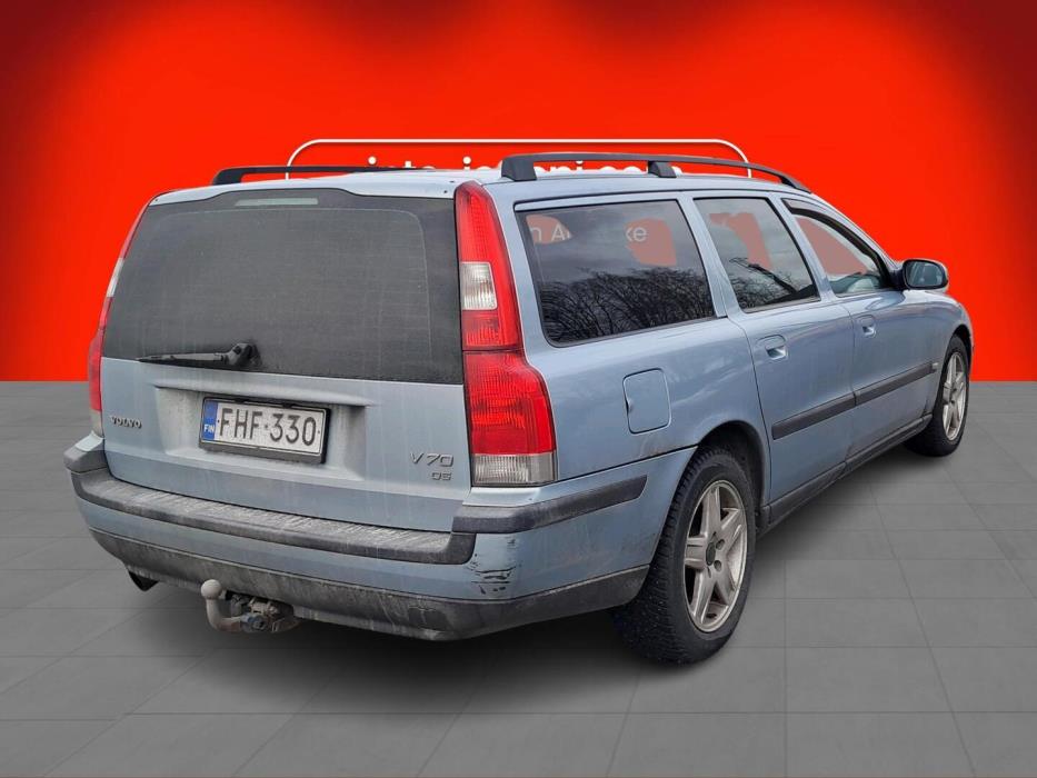 VOLVO V70 2002