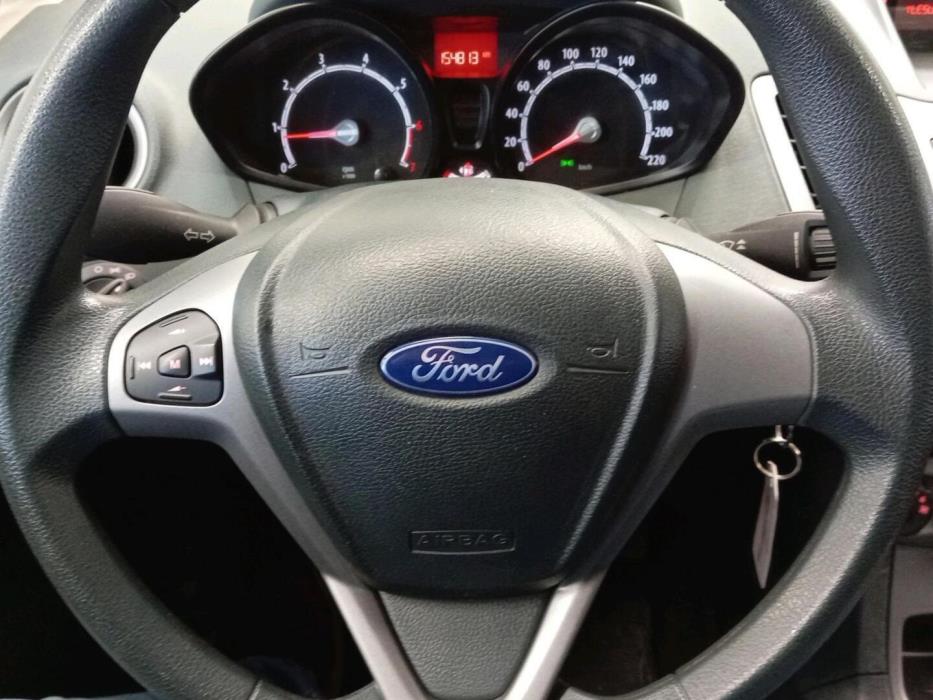 FORD Fiesta 2010