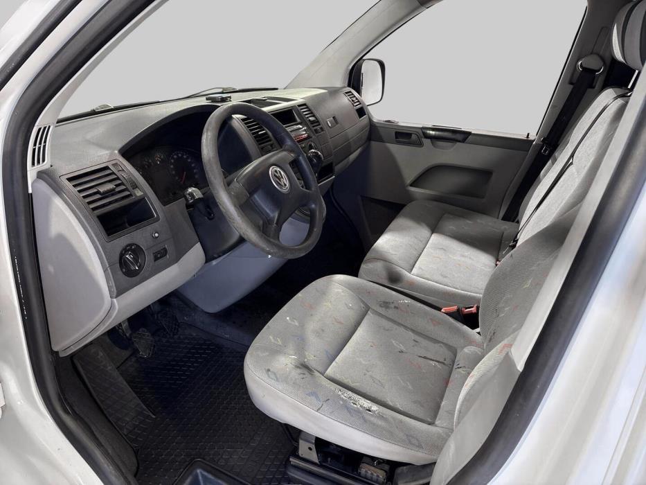 VOLKSWAGEN Transporter 2006