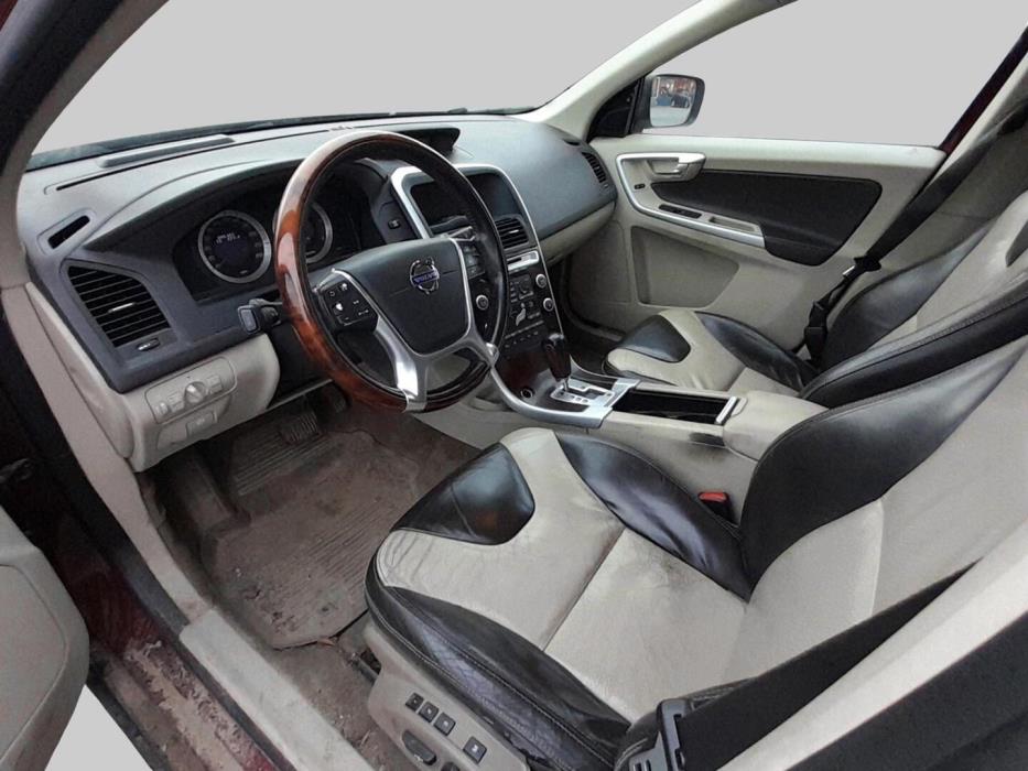 VOLVO XC60 2010