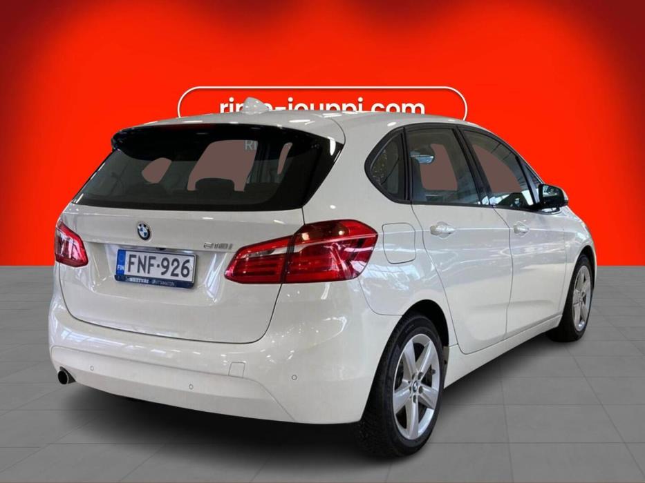 BMW 218 2018