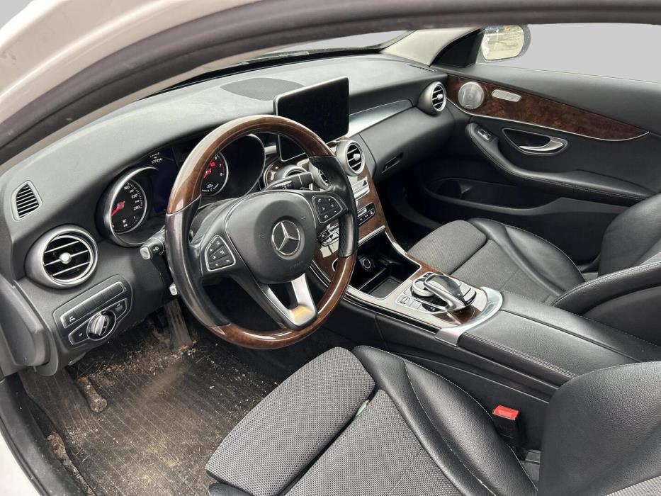 MERCEDES-BENZ C 2016