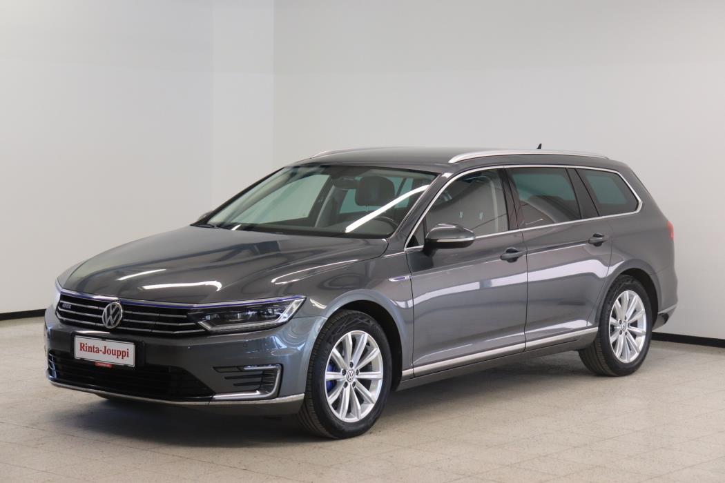 VOLKSWAGEN PASSAT 2017