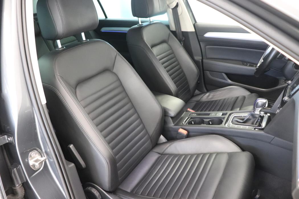 VOLKSWAGEN PASSAT 2017