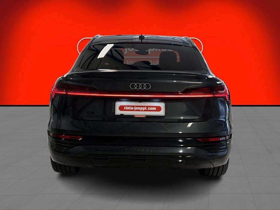 AUDI Q8 E-TRON 2024