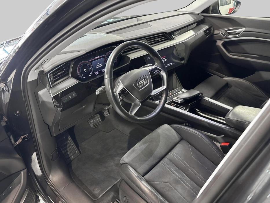 AUDI Q8 E-TRON 2024