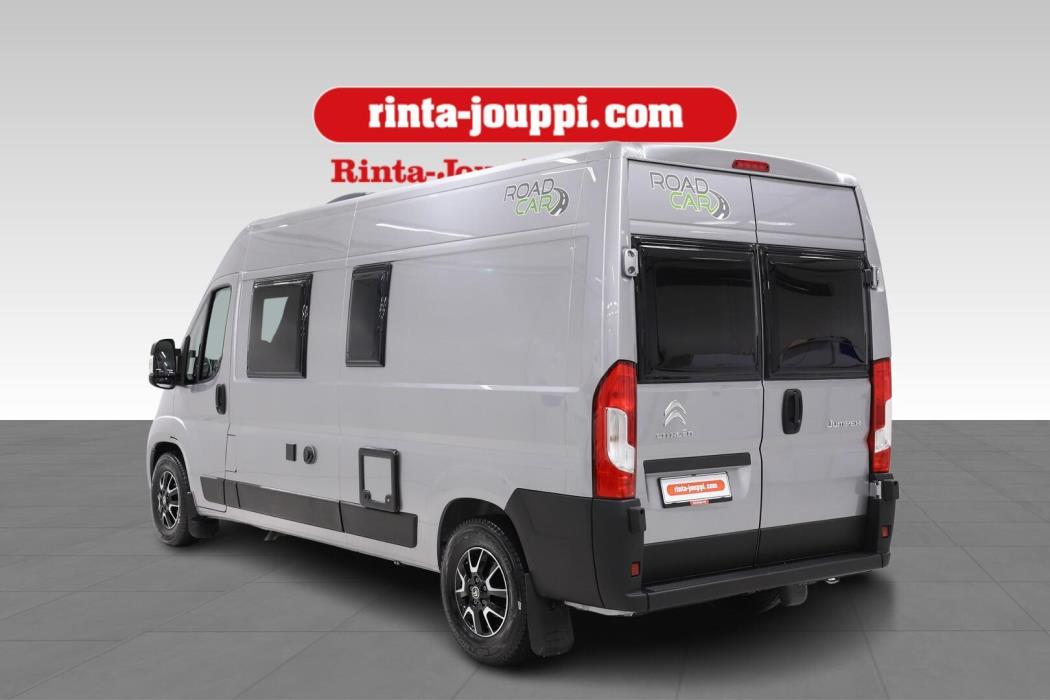 ROADCAR VAN R 601 2024