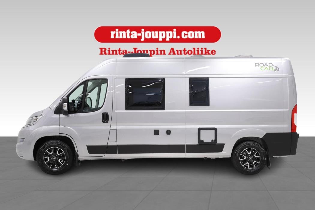 ROADCAR VAN R 601 2024